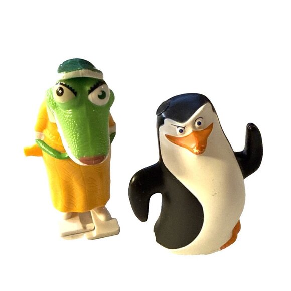 Madagascar Other - Madagascar Penguin Miss Crawly Lizard Sing Wind-Up 2014 2016 McDonald's